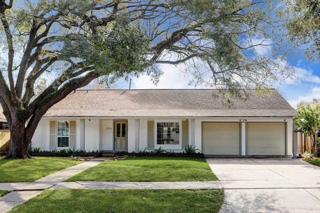 5243 Lamonte Ln