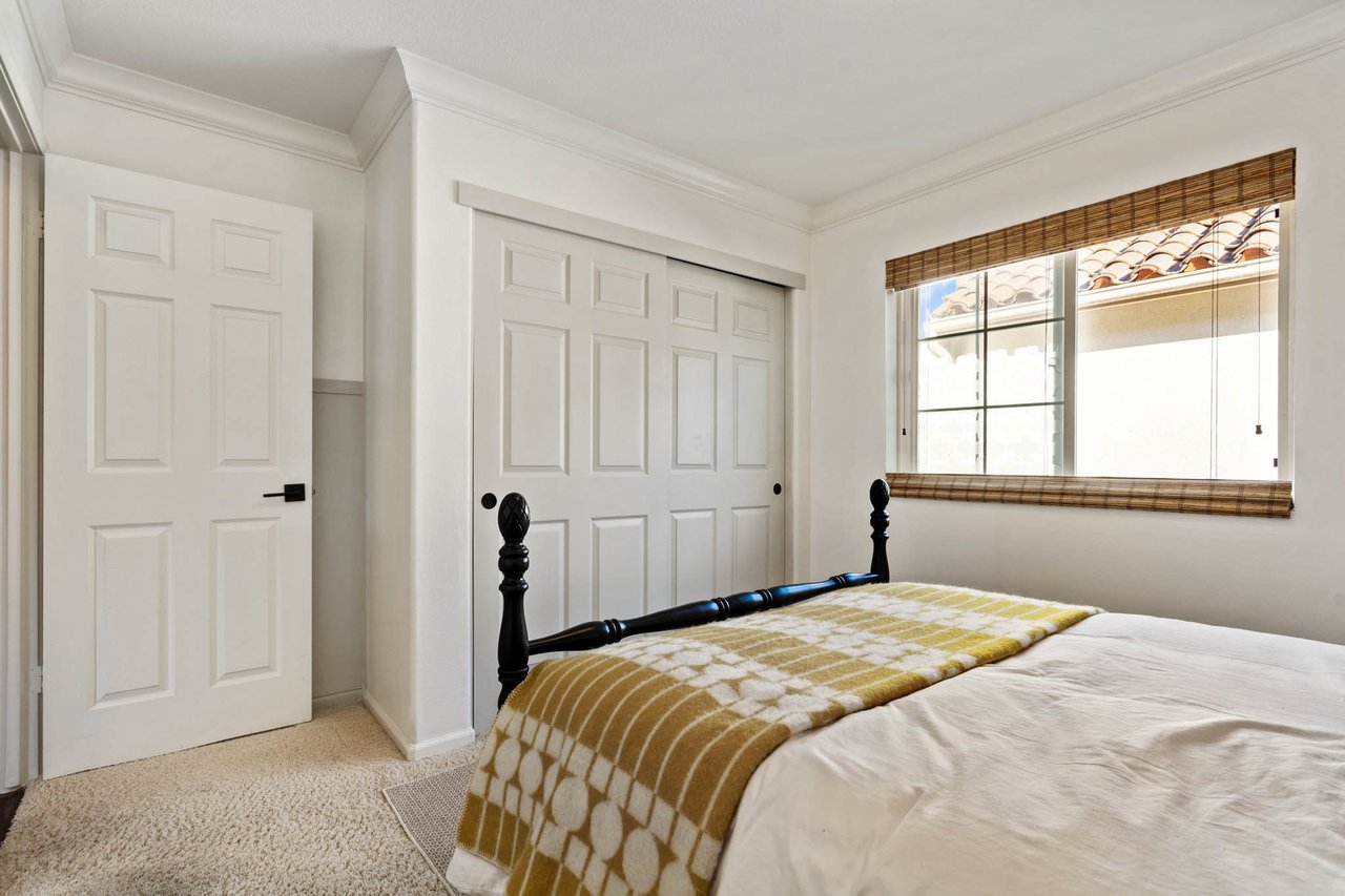 34 Mildenhall St