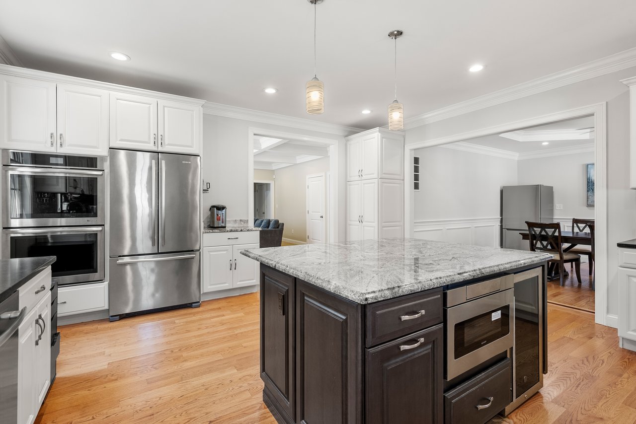 18 Patton Rd, Wellesley