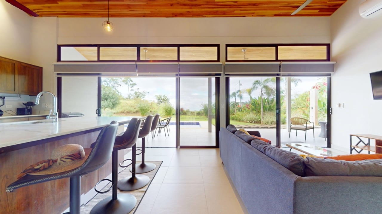 Tropical Turnkey Retreat in Gated Community