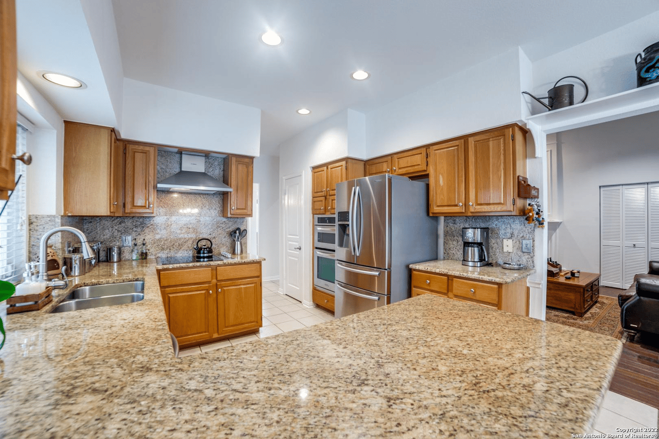 13302 Overglen