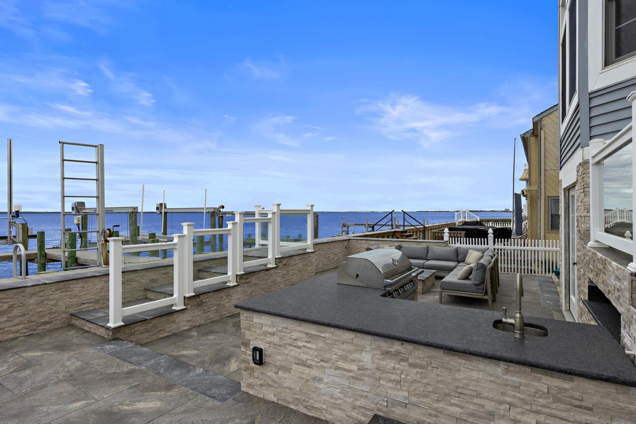 83 W California Avenue, Brant Beach