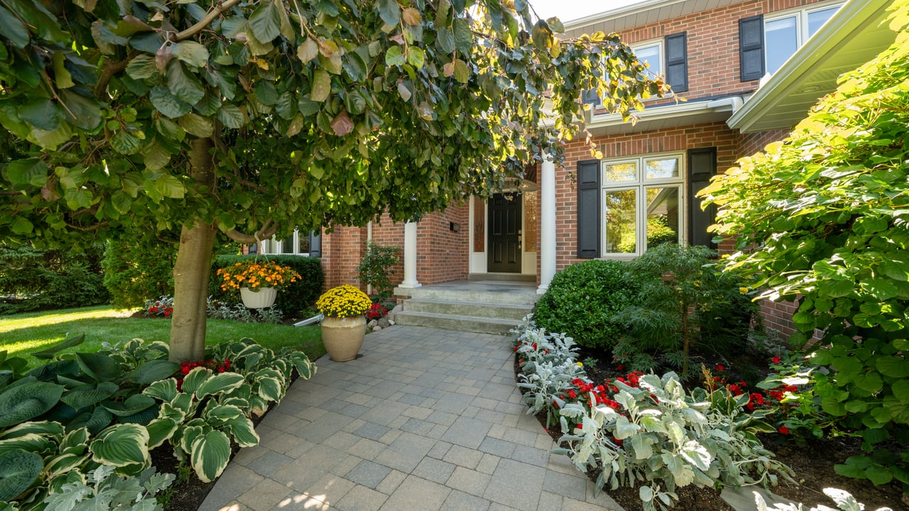 19 Stockdale Cres, Richmond Hill Ontario