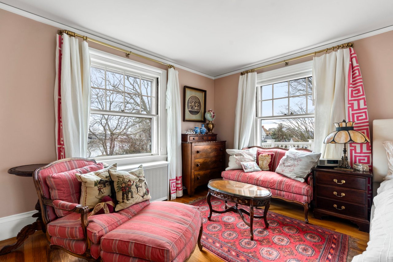 25 Seaview Avenue