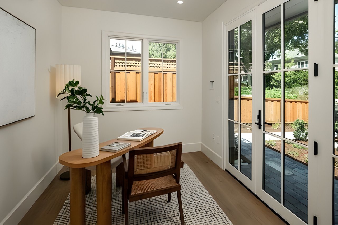 160 Waverley St, Palo Alto, CA 94301