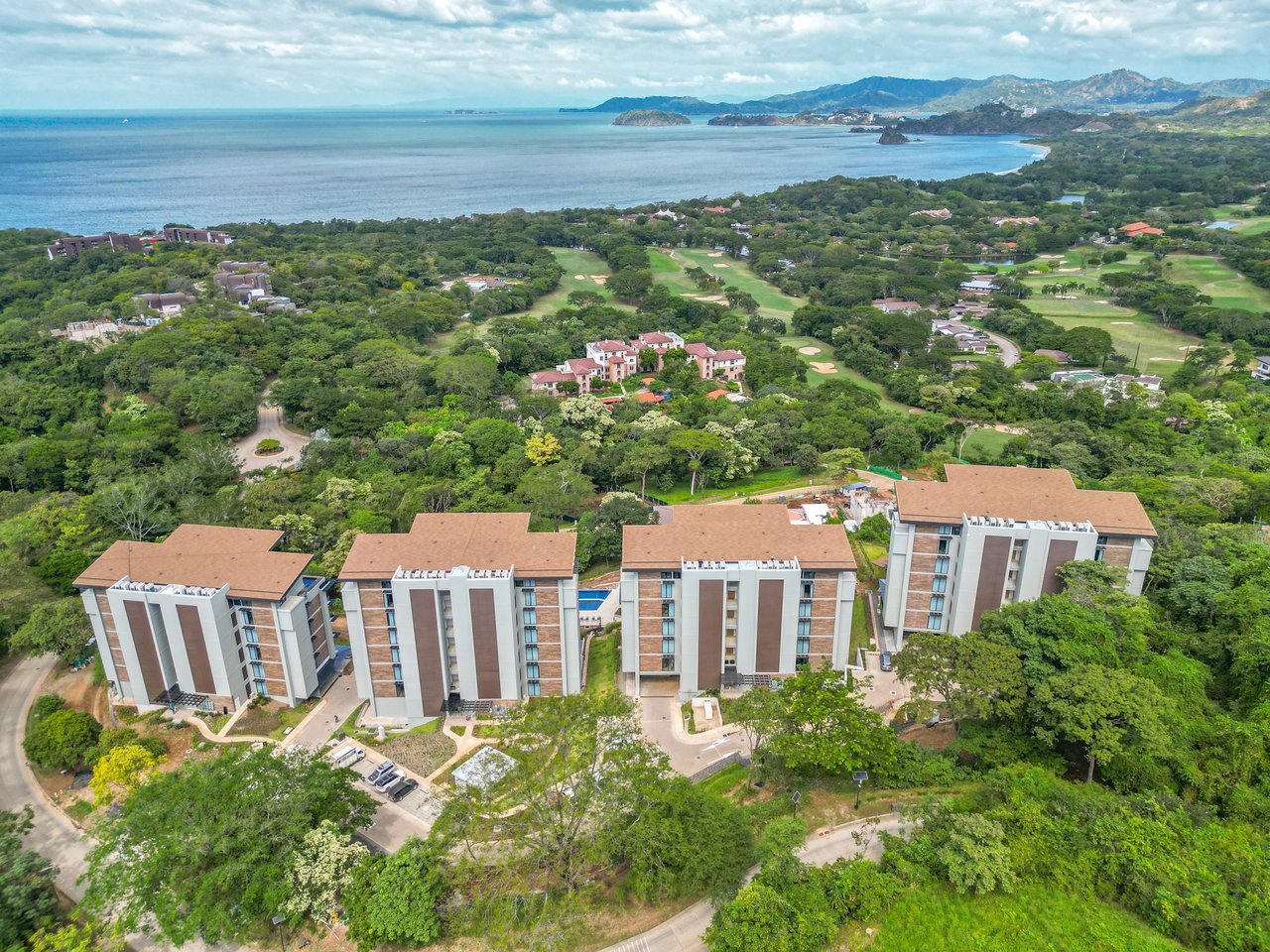 Solaris Sura 4B | Brand-New Ocean-View Luxury Condo in Reserva Conchal