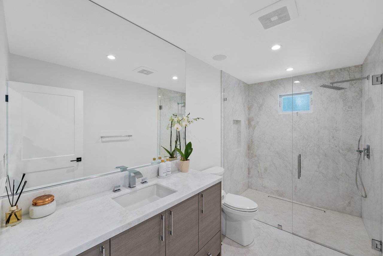 25865 N Mesa