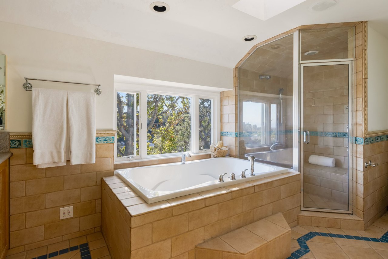 1030 N. Kenter Avenue