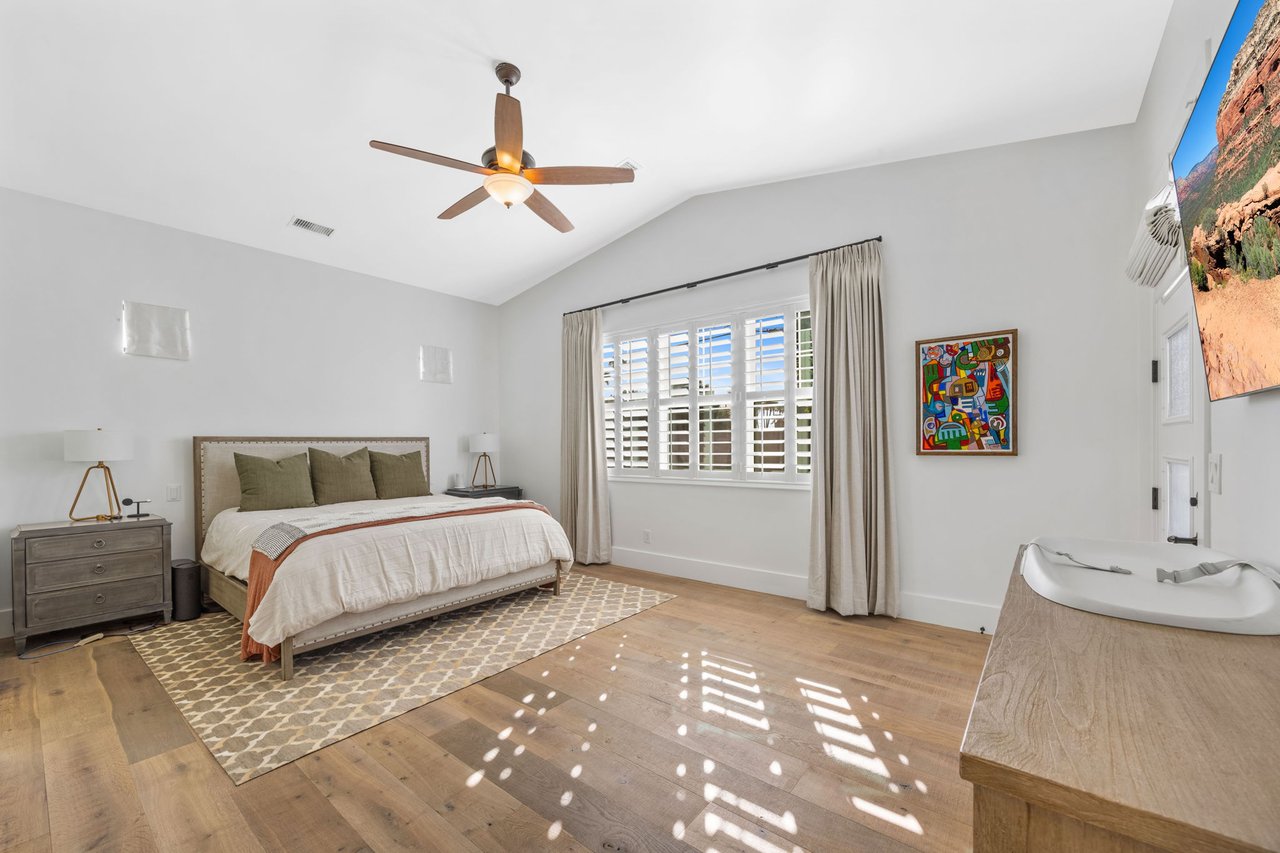 4145 E CAMPBELL Avenue