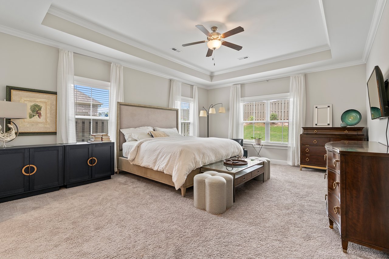 LARGE, GORGEOUS HOME - MADISON CITY SCHOOLS!