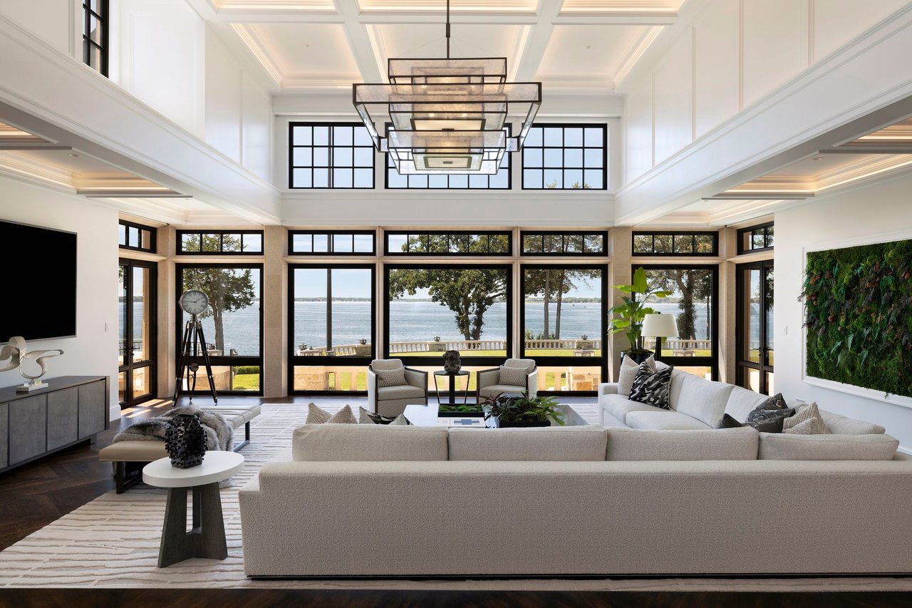 2770 Gale Road, Wayzata