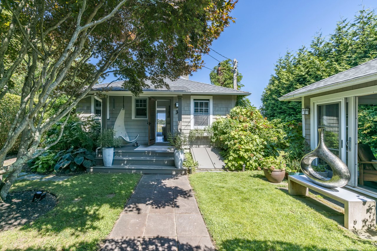 3 BayView Rd