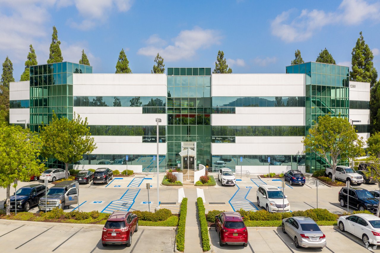 Foremost Professional Plaza