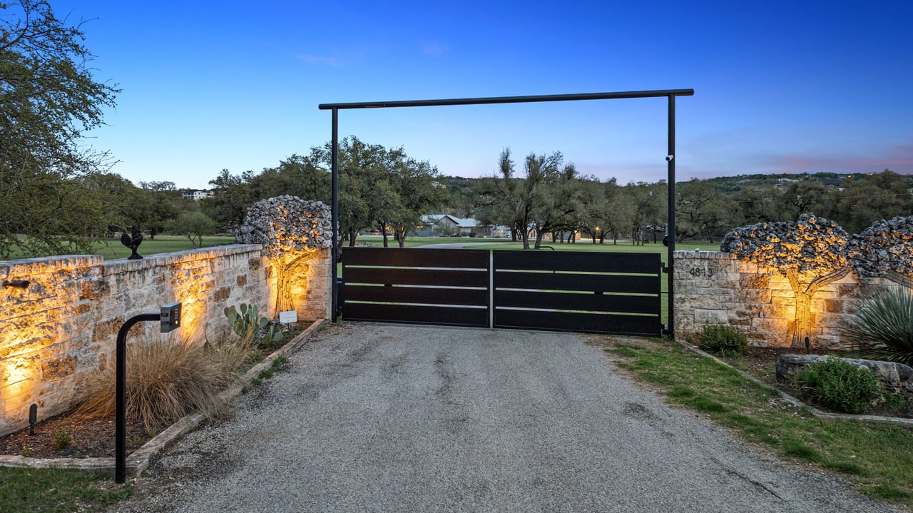 4813 Twin Acres Road