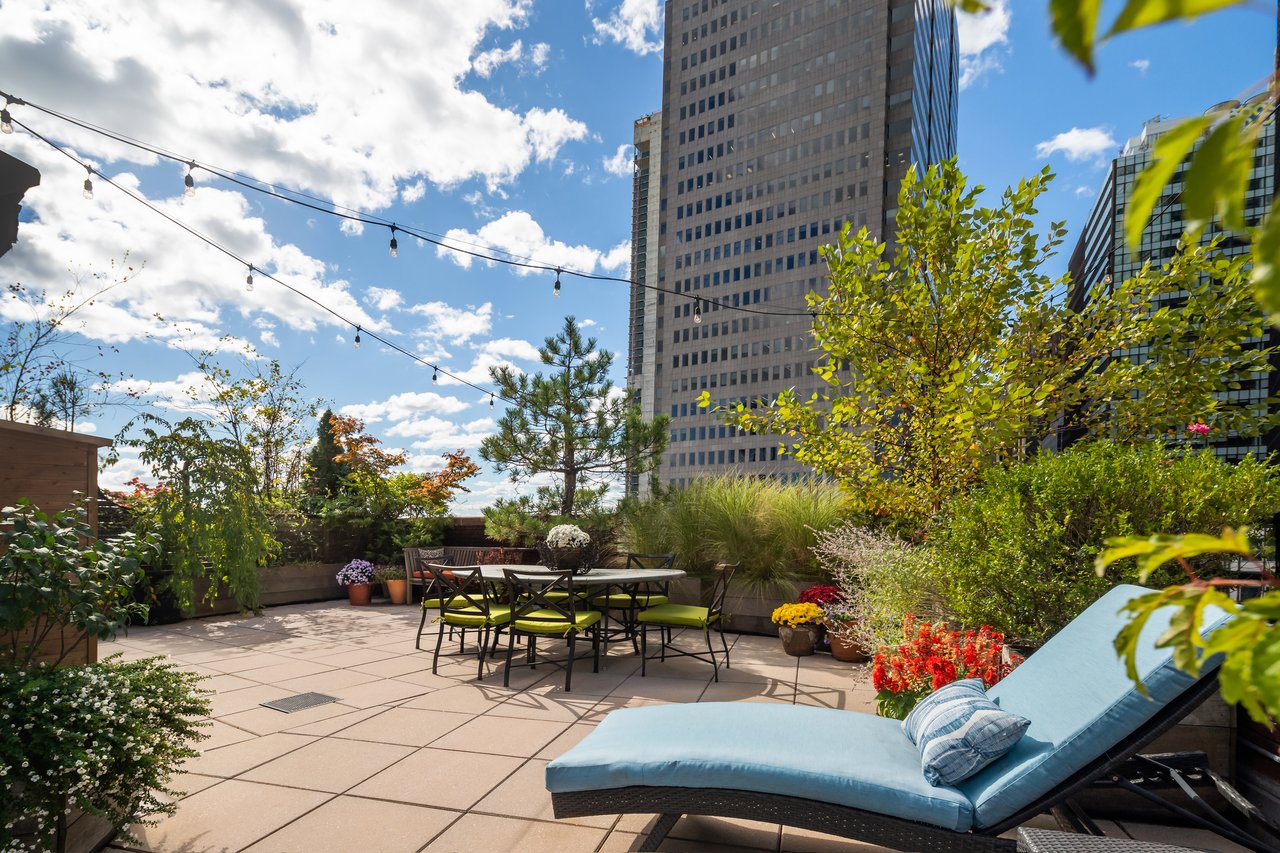 117 Beekman Street, PH7A