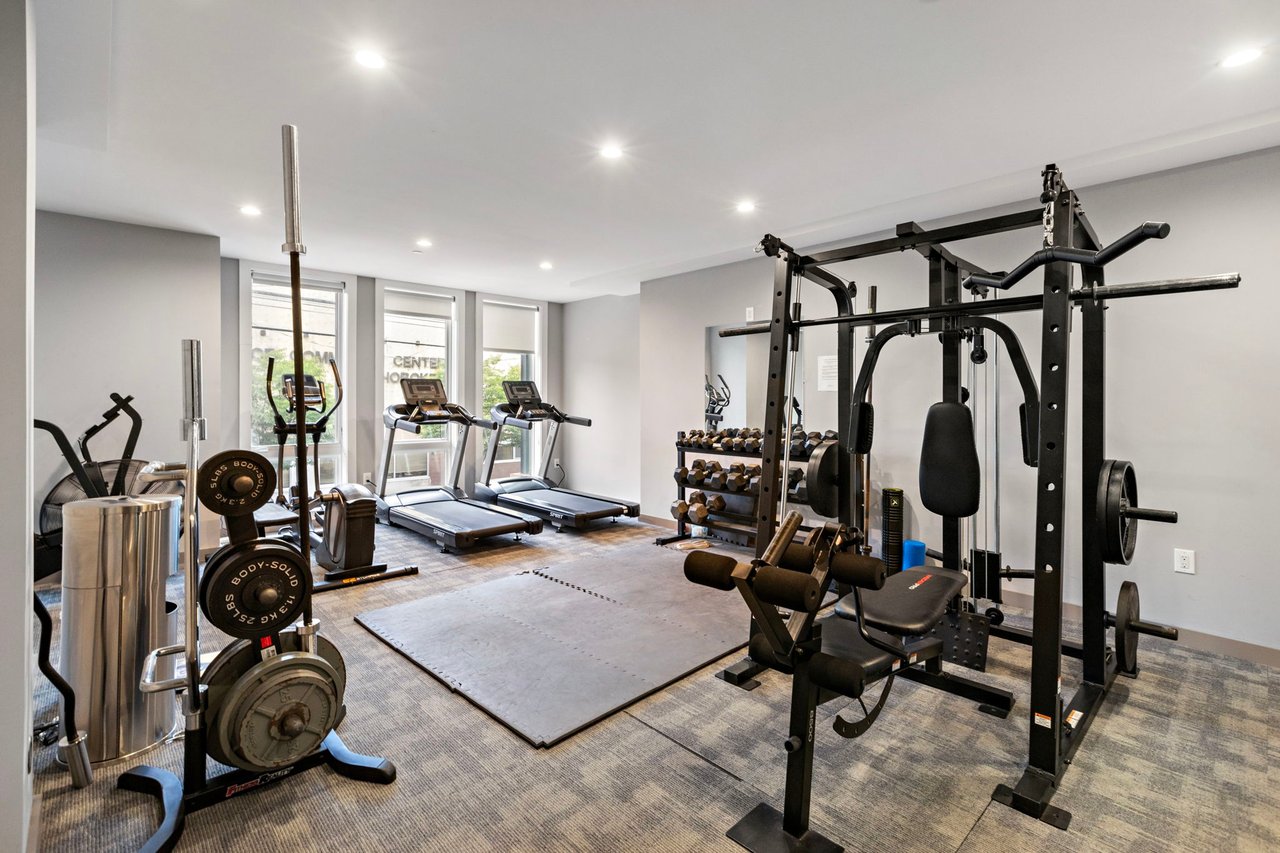 115 Grand St 405