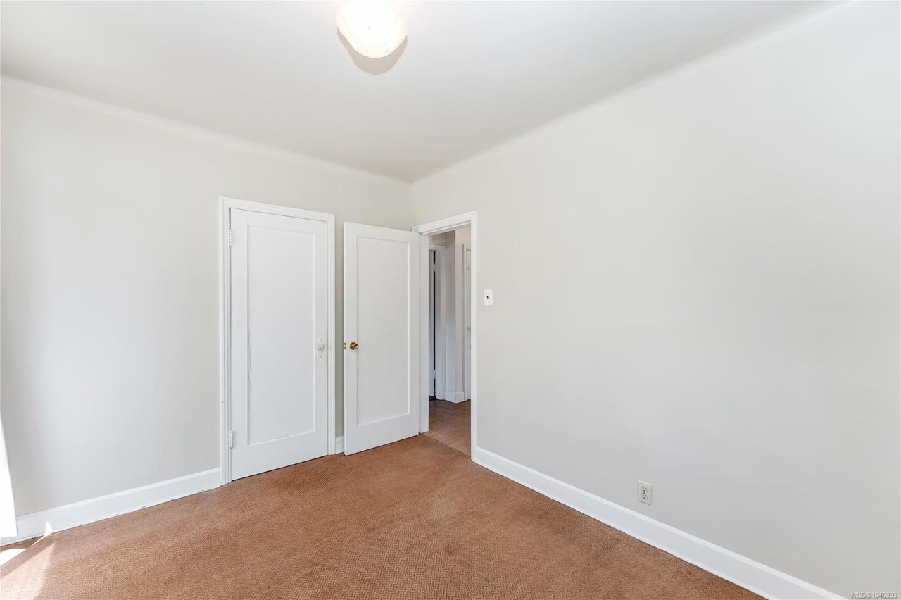 201 Burnside Rd