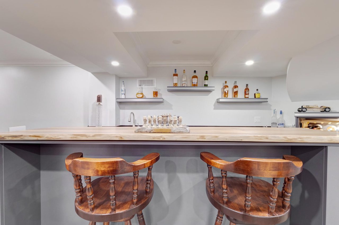 807 Indian Rd