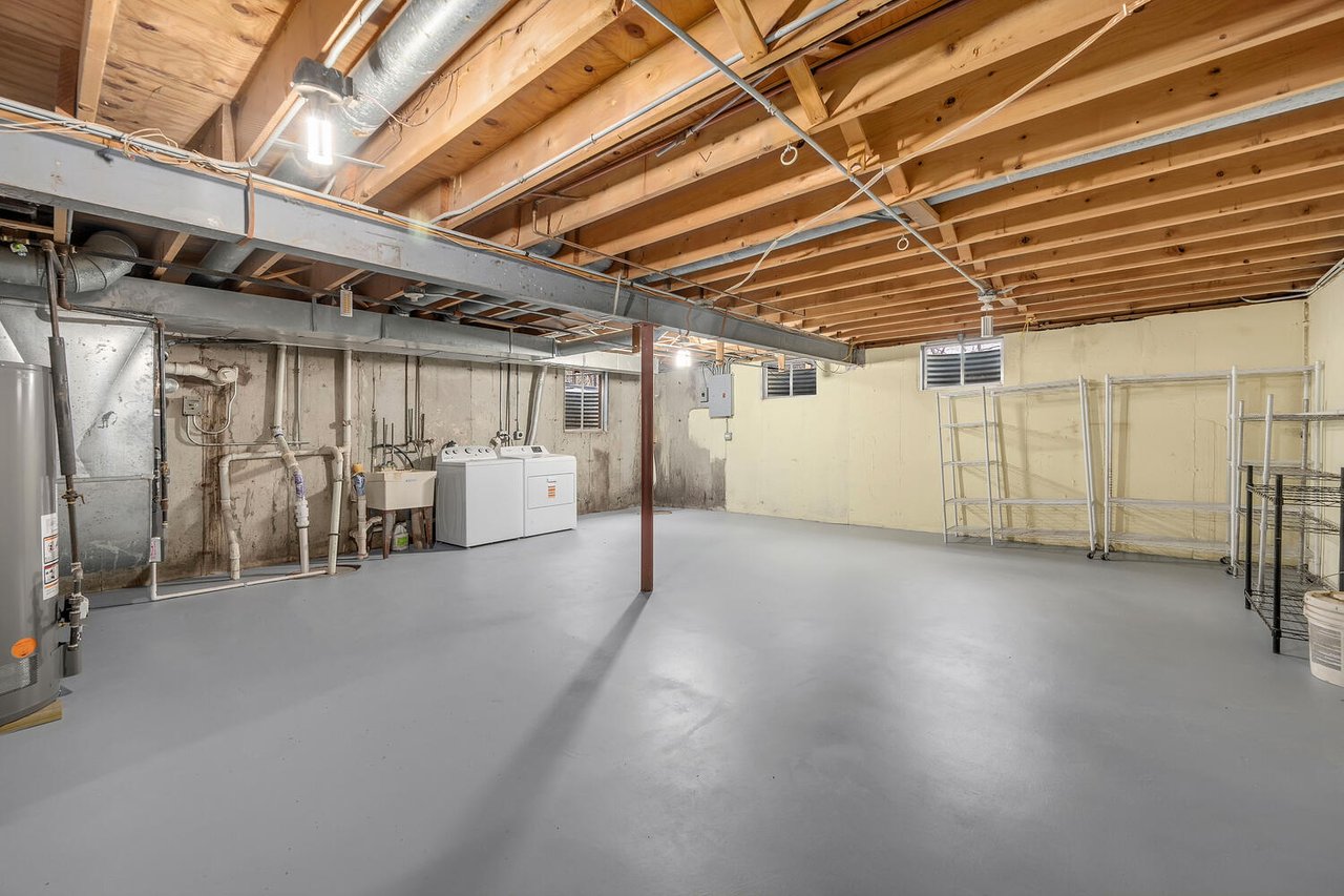 30W243 Wiant Rd, West Chicago – Fully Updated Home in Oak Meadows