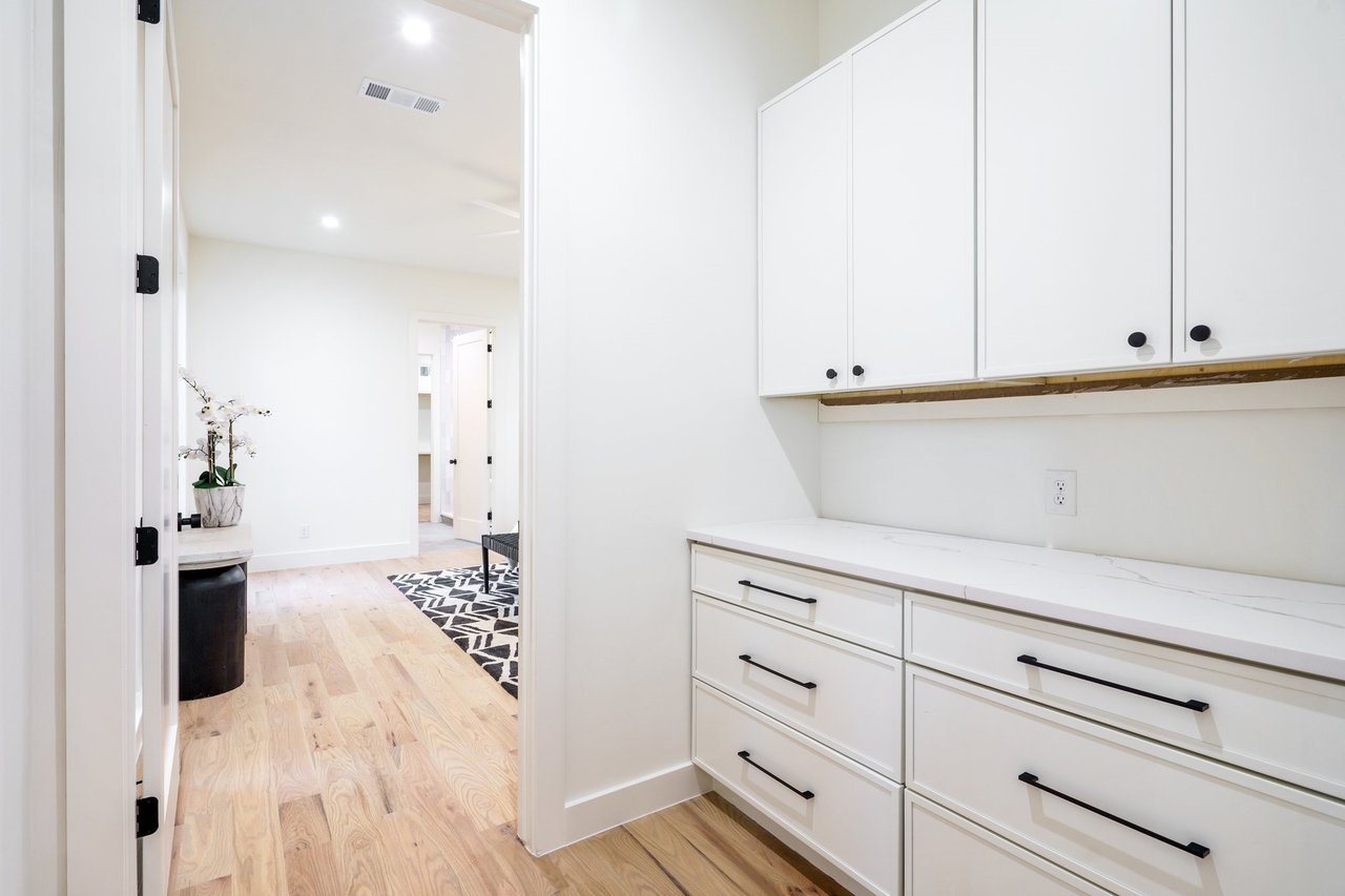 Capitol #1 - East Dallas