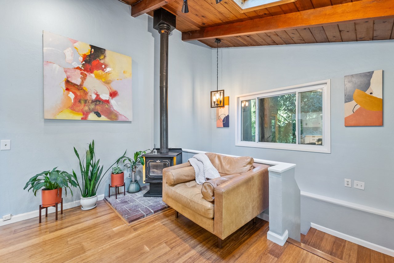 620 Knoll Way, Felton