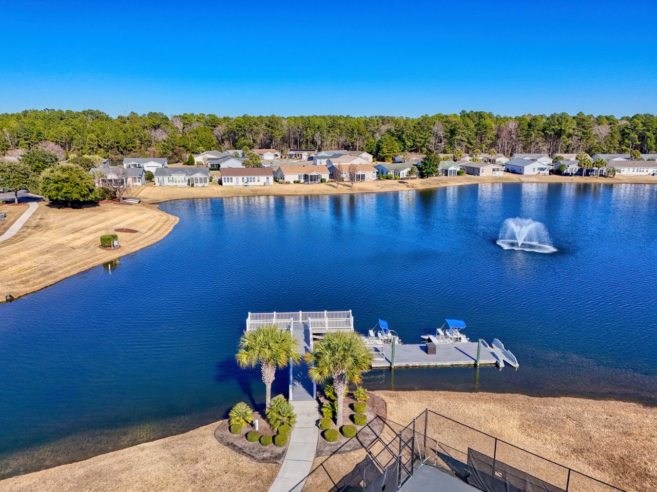 Lakeside Crossing, Conway