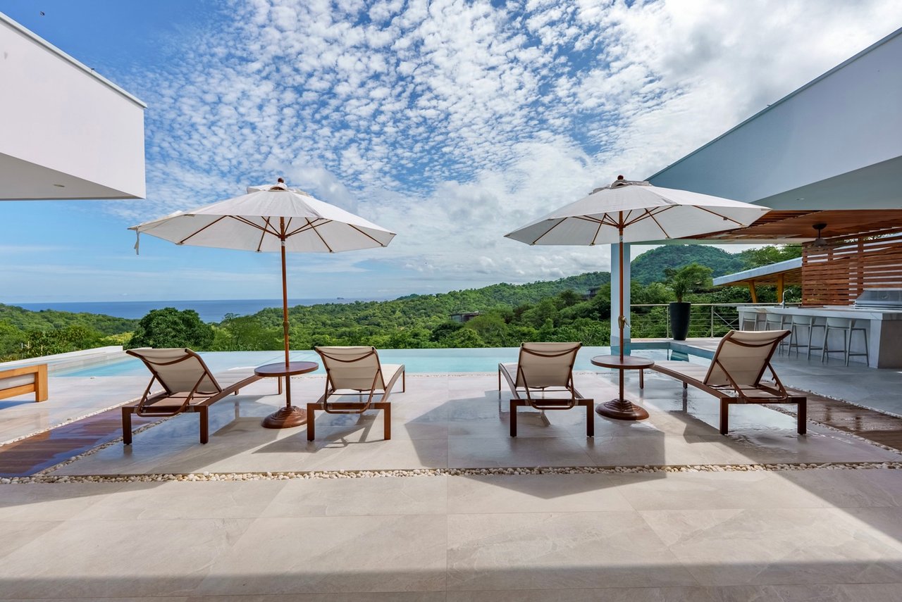 Casa Camino 93 | Luxury Ocean View Estate with Infinity Saltwater Pool in Las Ventanas de Playa Grande