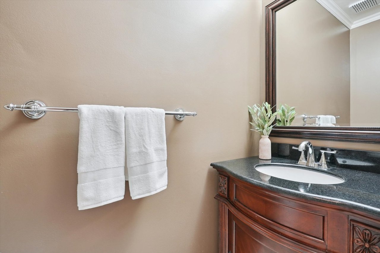 Executive Living in the Heart of Tyandaga