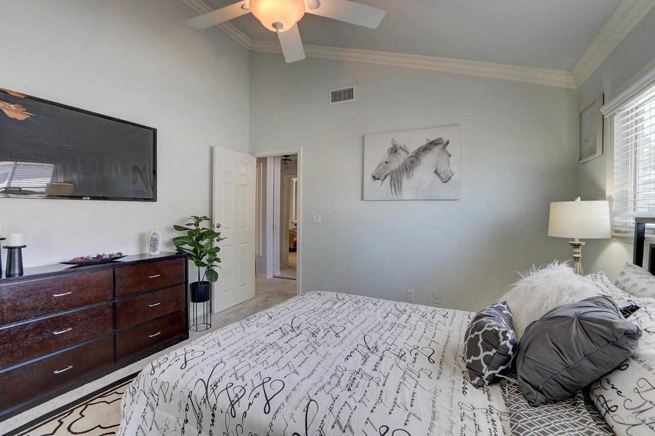1298 Ramona Dr