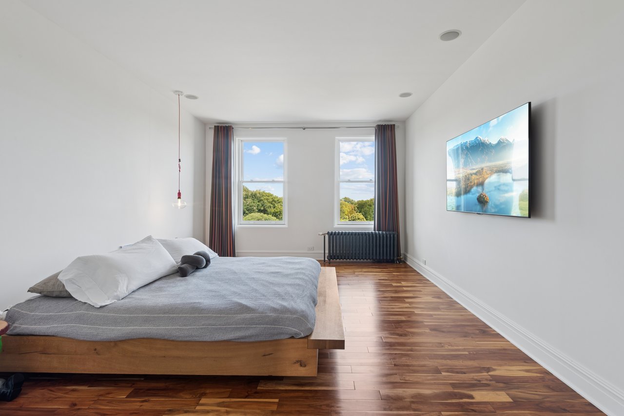 3500 North Lake Shore Drive 6D 