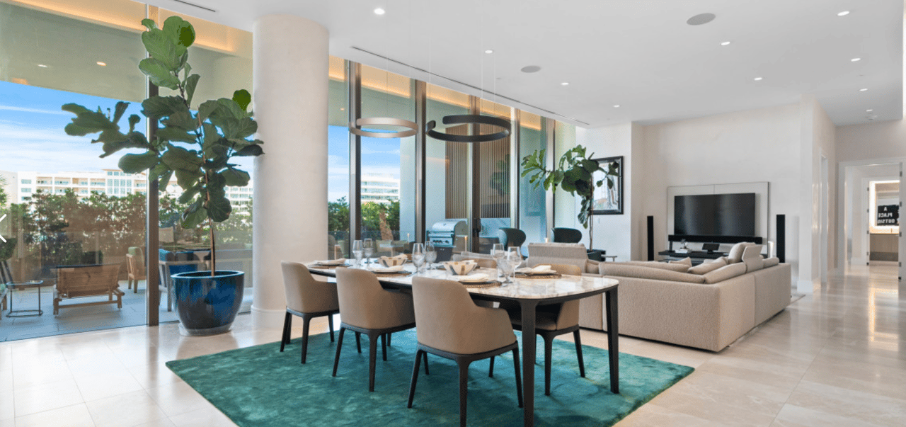 Squire, Albany Bahamas