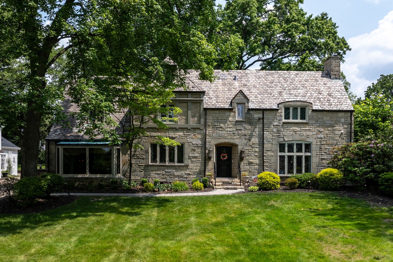694 Valleyview Road