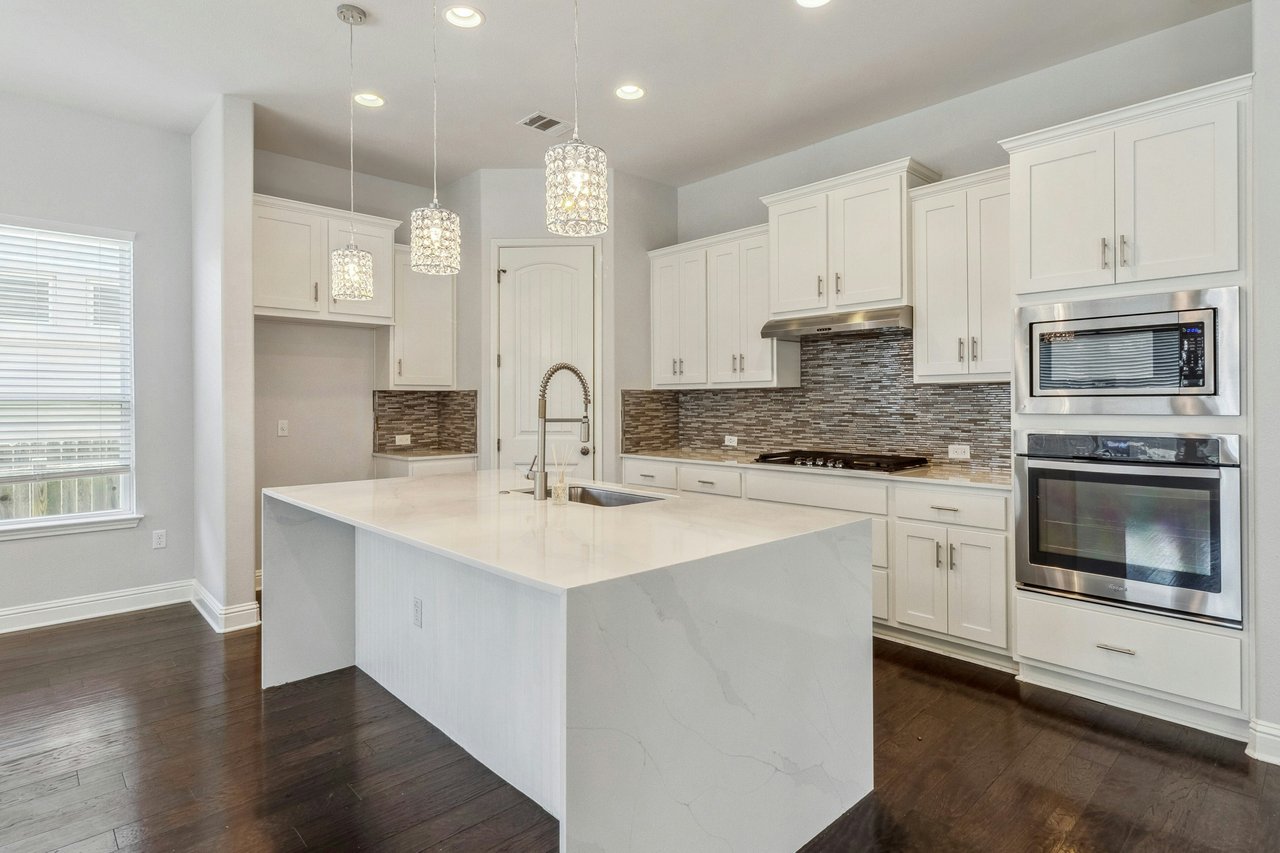 11813 Quintana Cv