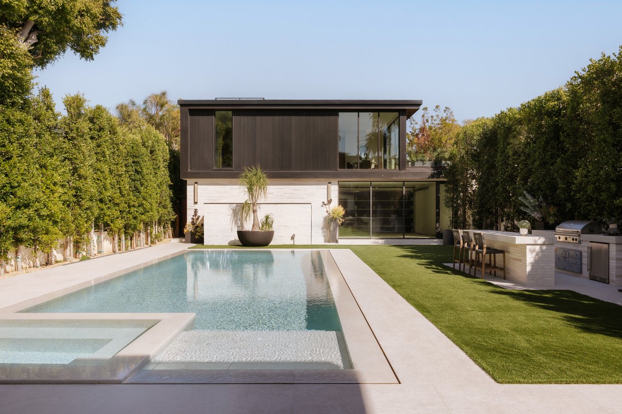 528 Marguerita Avenue