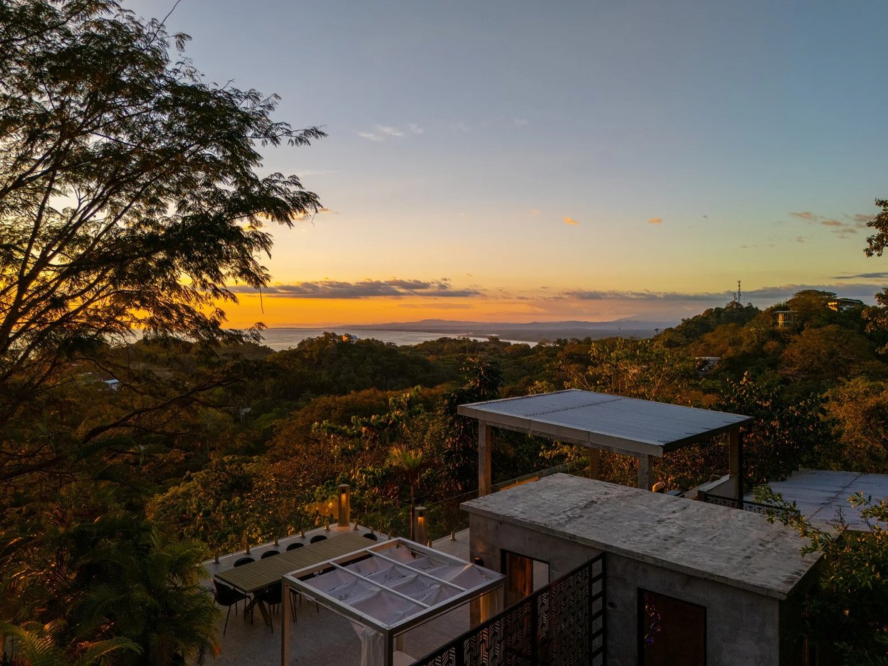 Casa Moon Diablo