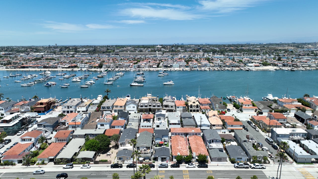 1320 W Balboa Boulevard