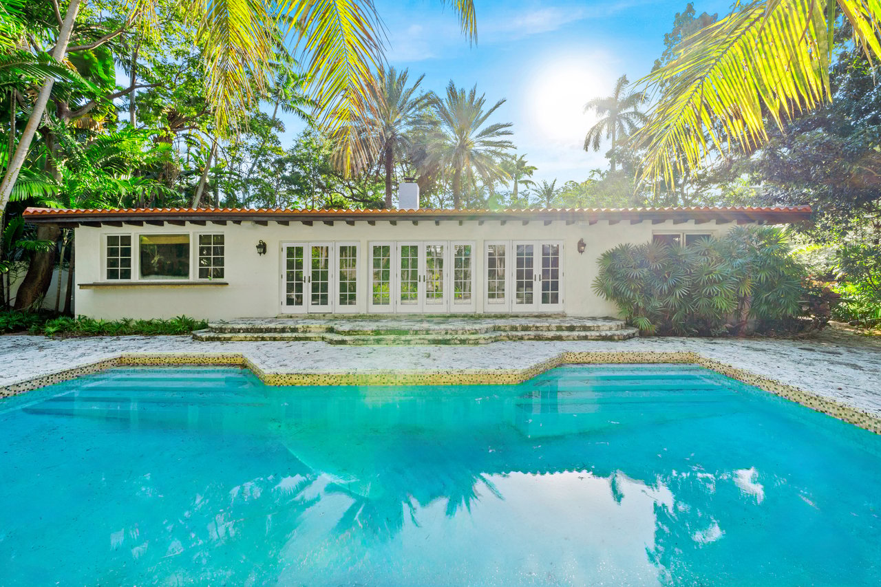2524 Regatta Avenue