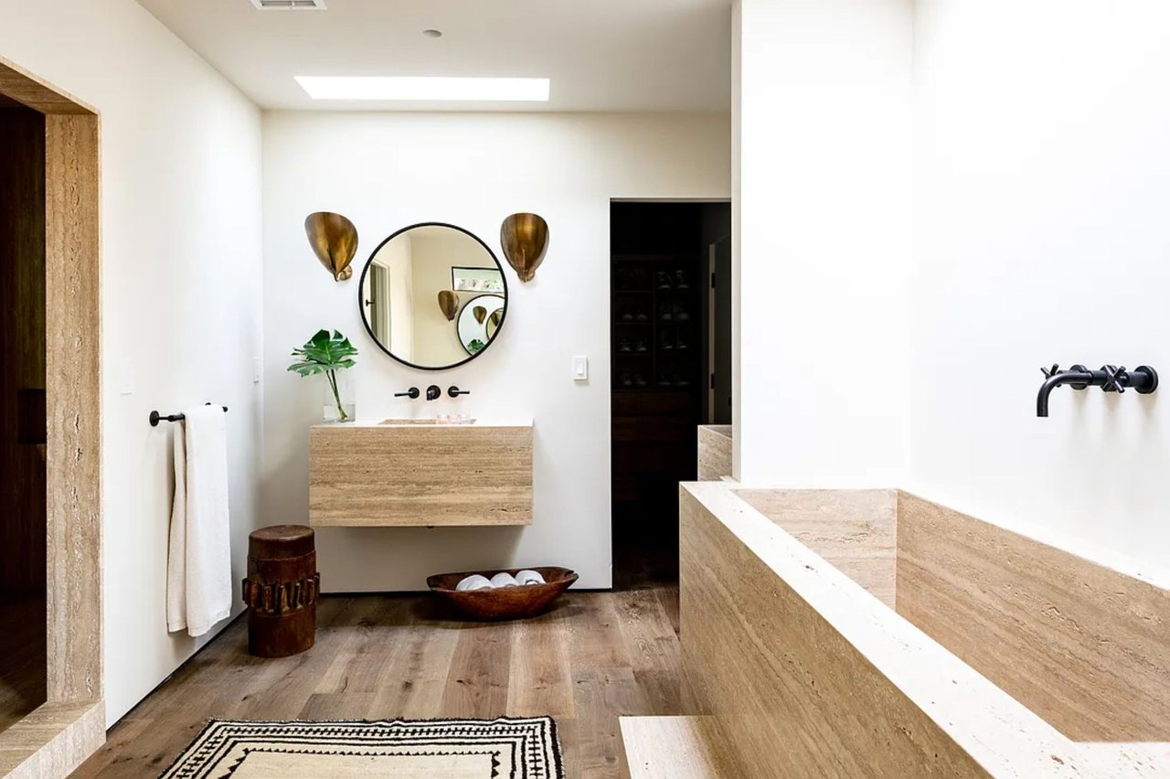 1883 Rising Glen Rd, Sunset Strip