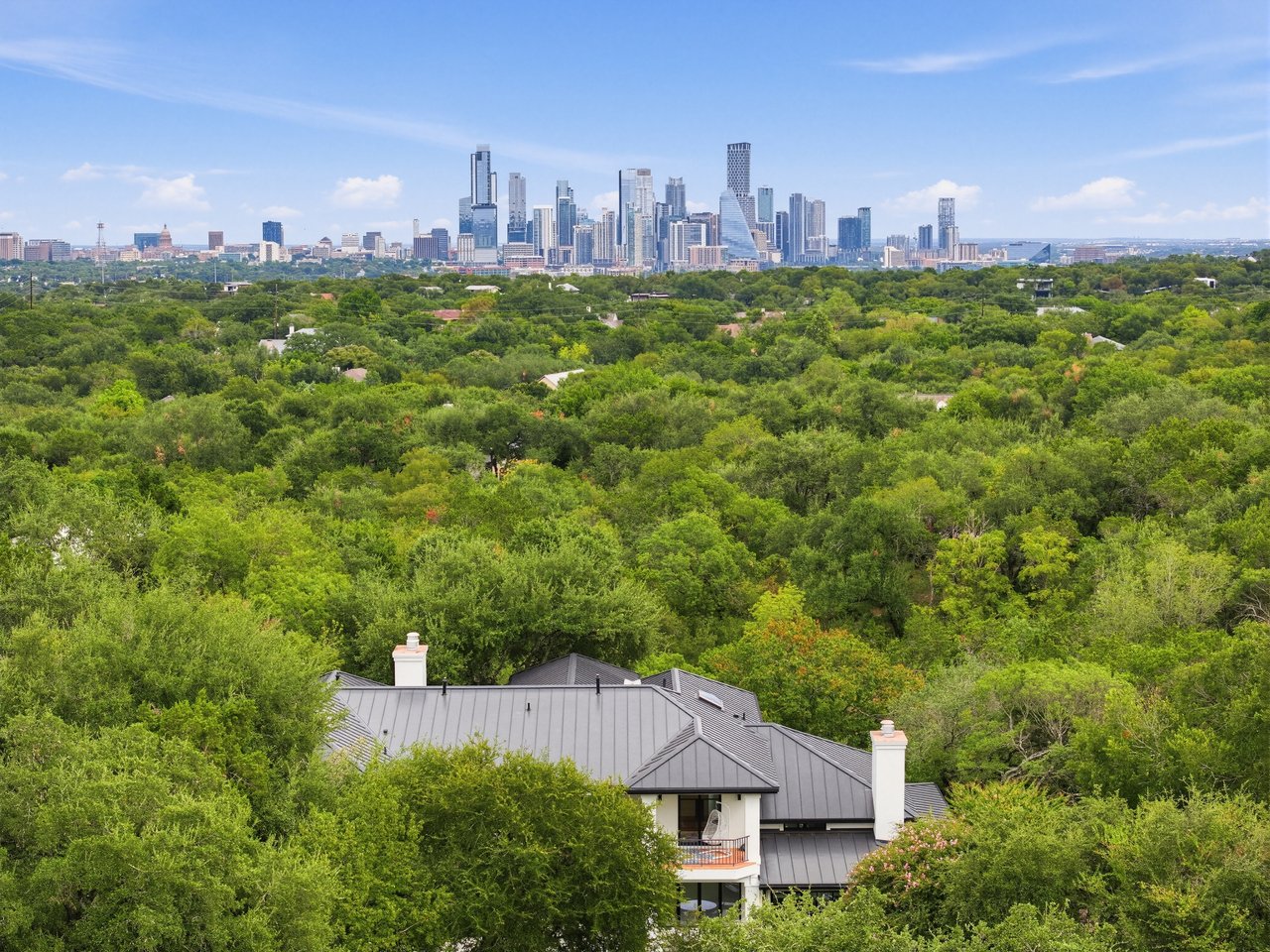 THE CANOPY 3.3 private acres in the heart of West Lake Hills.