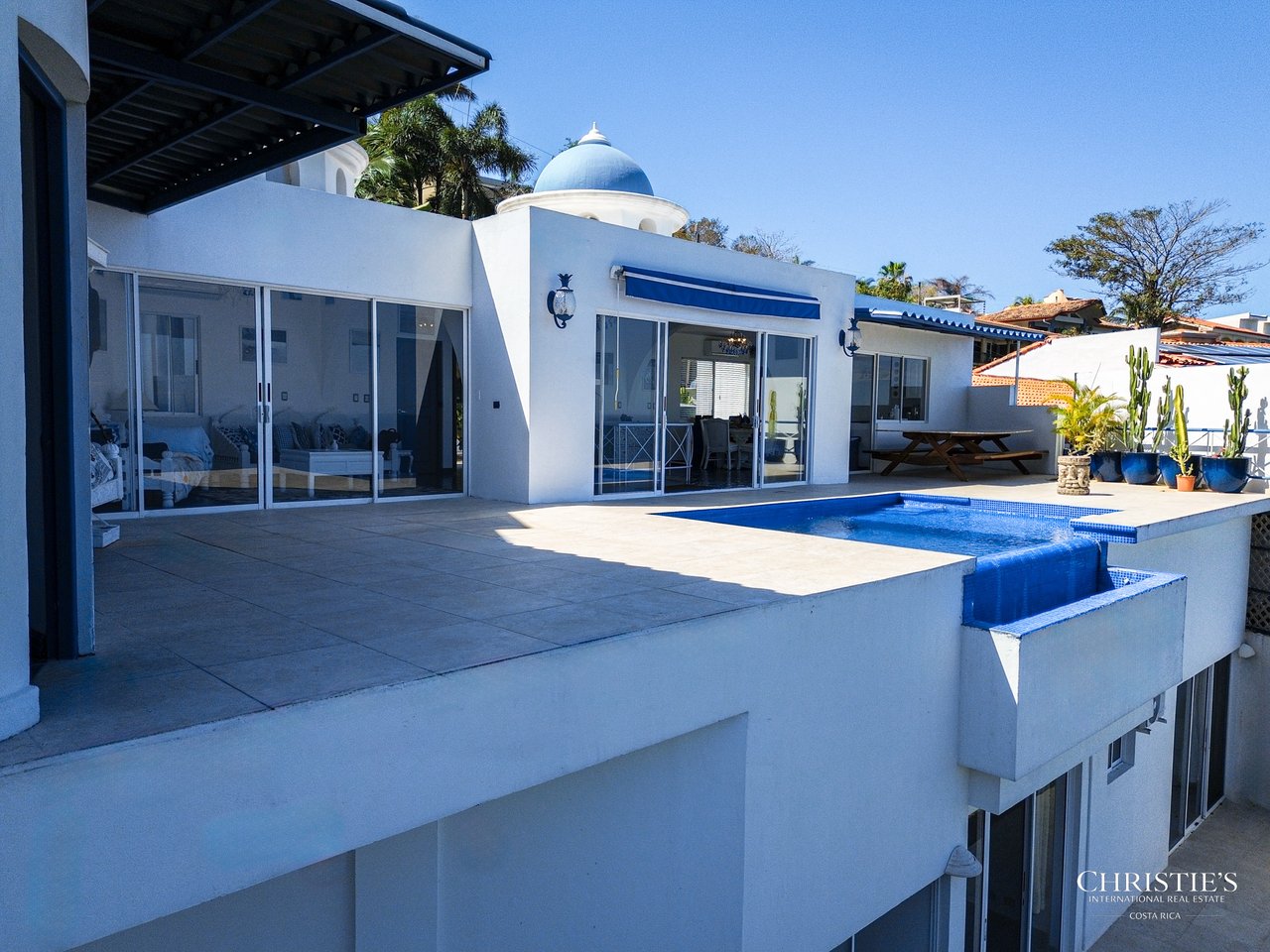 Casa Serena Stunning Ocean View Villa in Punta-Leona Beach