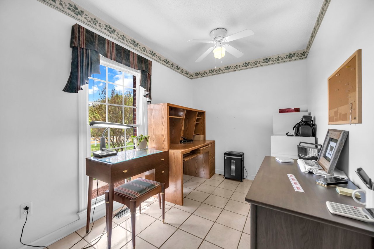 824 N Forest Hills School Rd