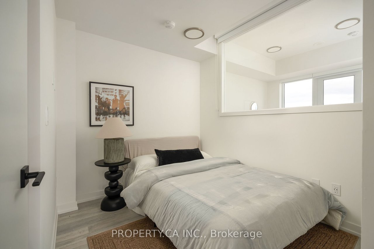 LUXURY LIVING AT RUSH CONDOS 