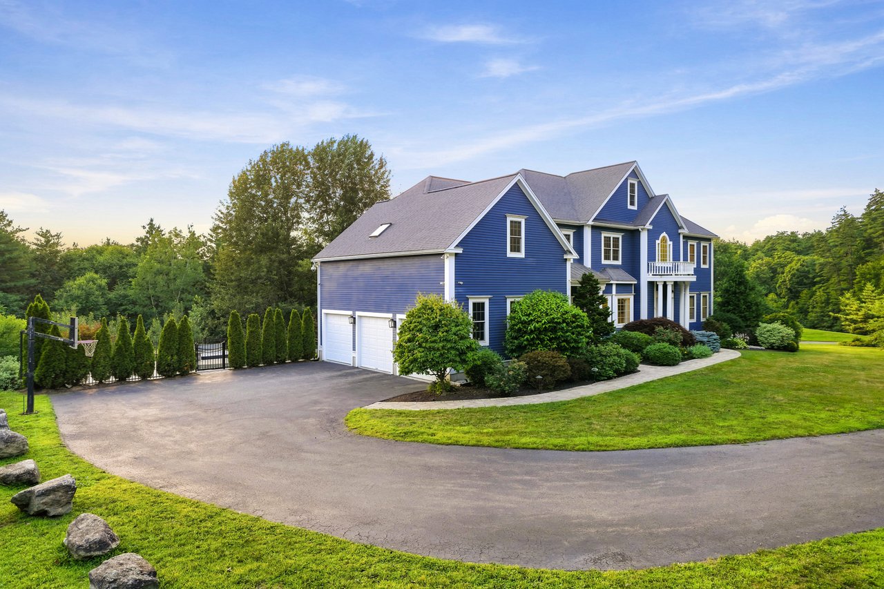 25 Collins Rd