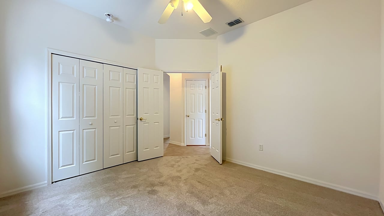 Orlando Vista Lakes 5-Bedroom 4-Bathroom Home and Lifestyle