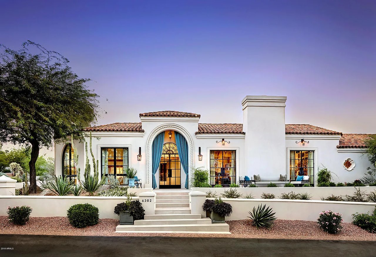 6302 E Vista Dr