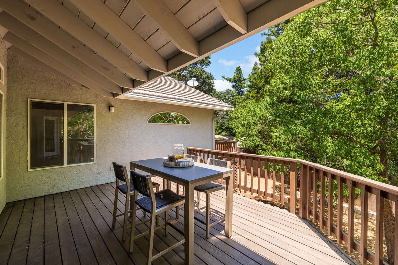 2964 Ridgeview Dr