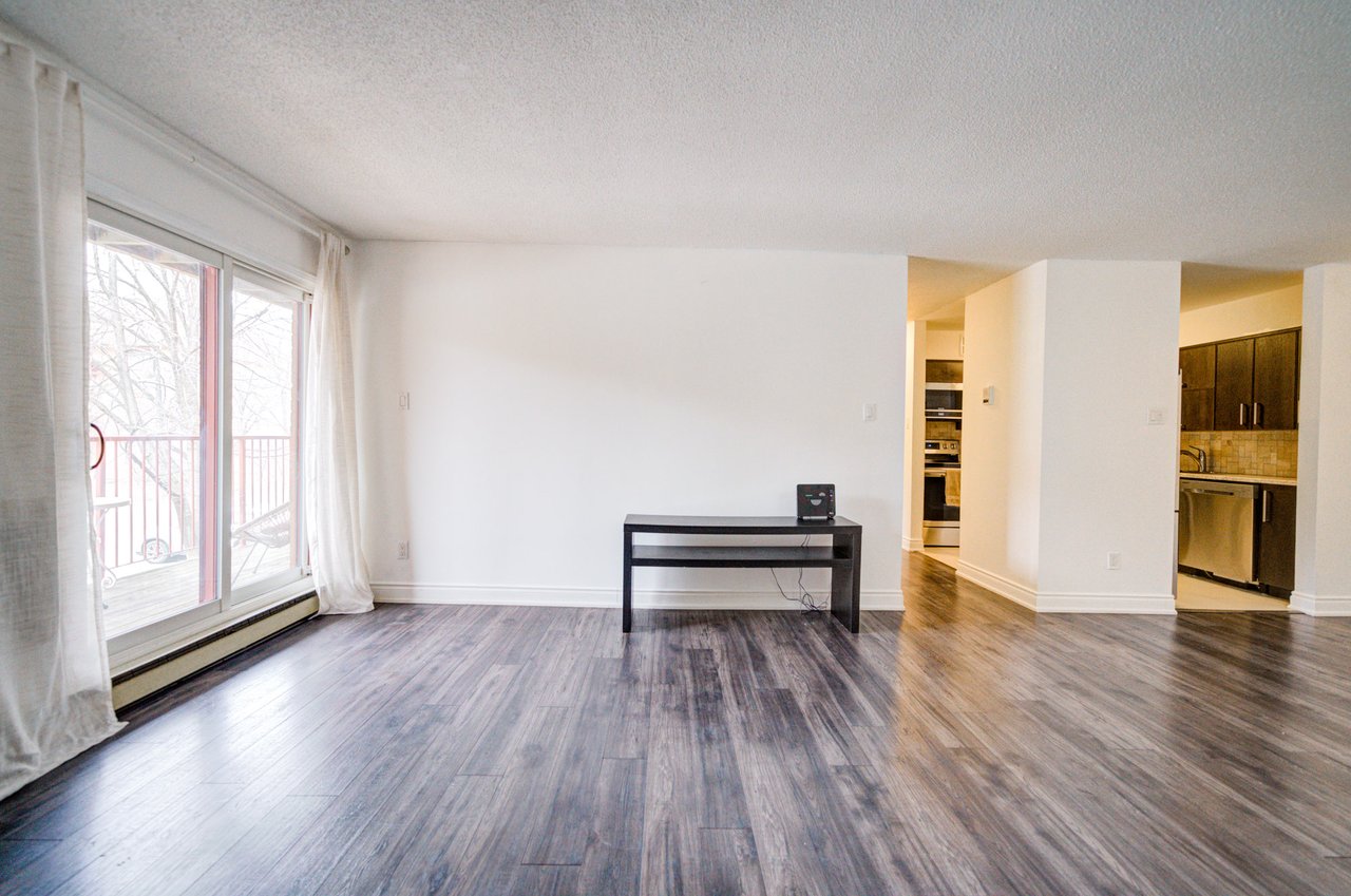 #521 - 1514 Pilgrims Way Unit: 521