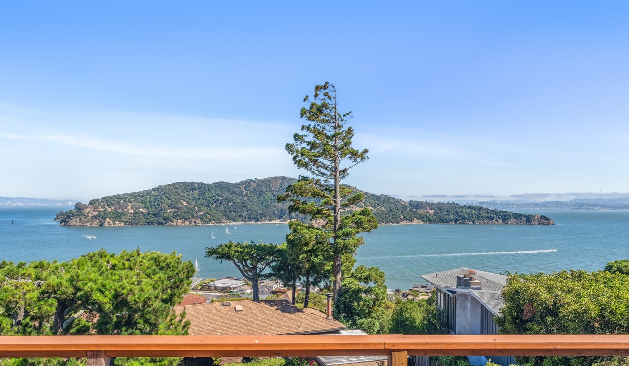 Sweeping Views Across the Bay