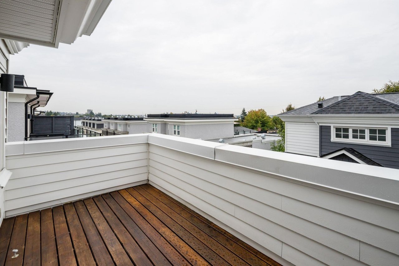 276 W 62nd Ave
