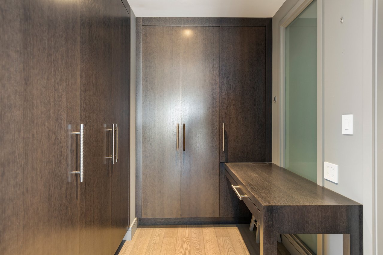 Seize The Bay… at 999 Green